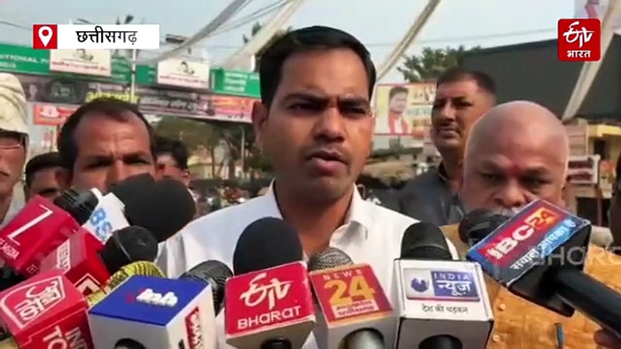 माघ मेला 2026: शंकराचार्य अविमुक्तेश्वरानंद सरस्वती के कथित अपमान पर कवर्धा में विरोध प्रदर्शन