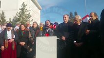 DEM Parti, grup toplantısını Kamışlı sınırında gerçekleştiriyor