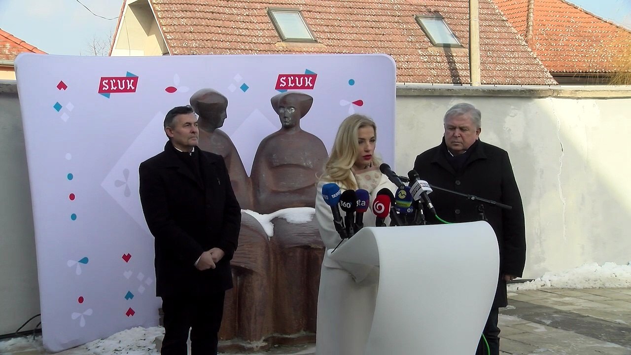 ZÁZNAM: M. Šimkovičová: SĽUK má nový autobus, ktorý potrebuje