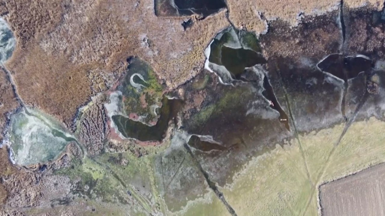 Edirne’de hava eksi 8’e düştü, Tunca Nehri buz tuttu