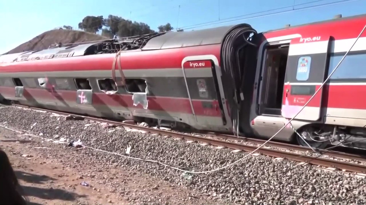 Captan restos de sangre en los vagones del Iryo descarrilado en Adamuz