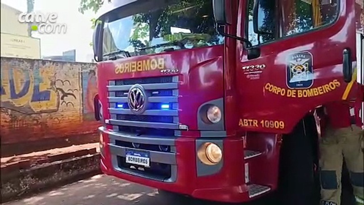 Princípio de incêndio em lâmpada mobiliza bombe...