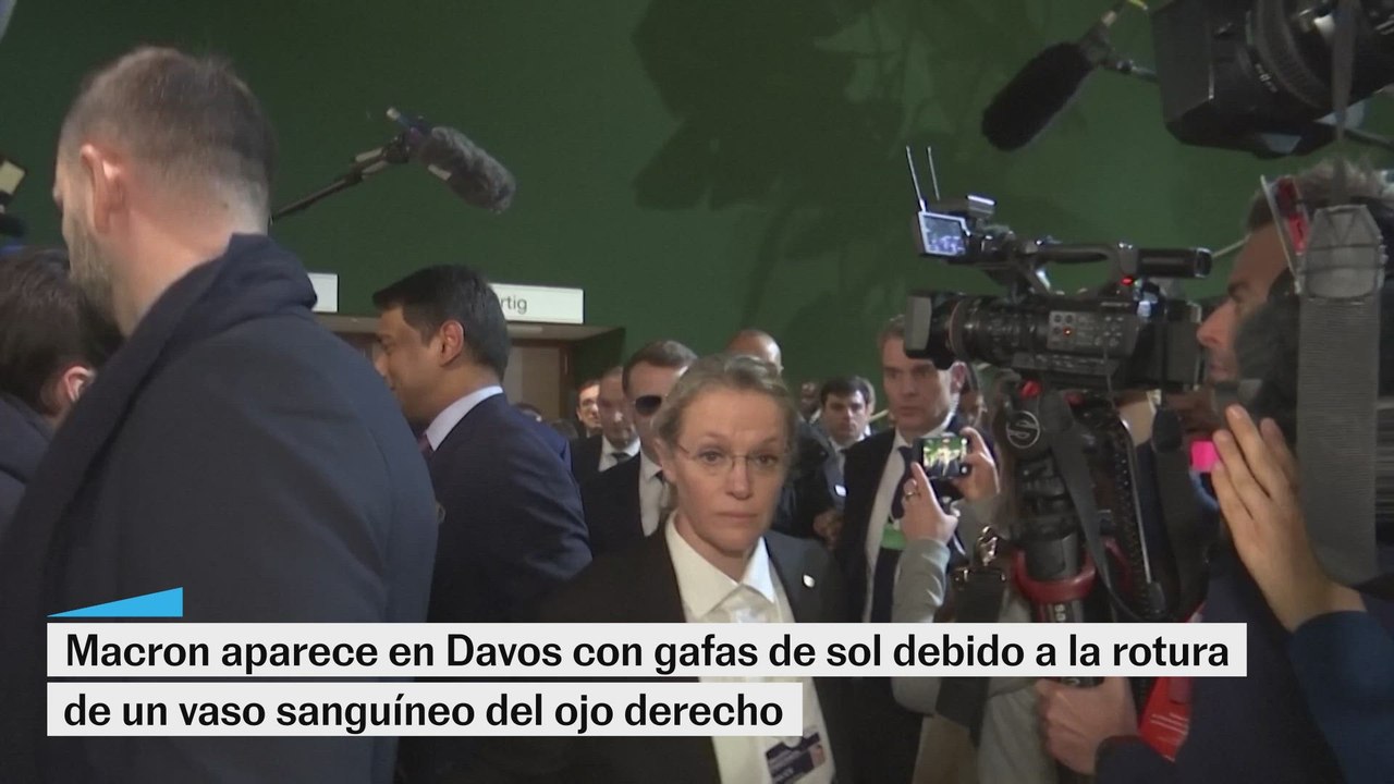 Macron aparece con gafas de sol en Davos por un problema ocular