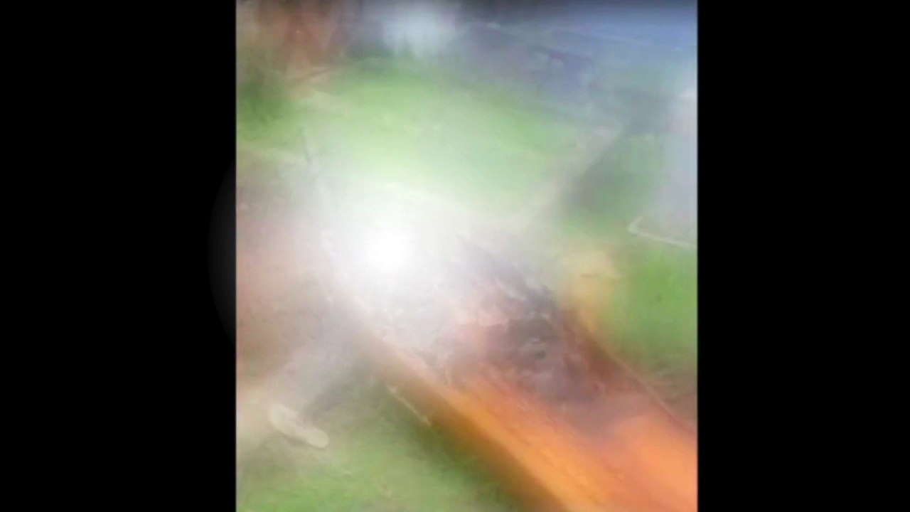 Tiroteio interrompe velório e caixão é incendiado com corpo dentro