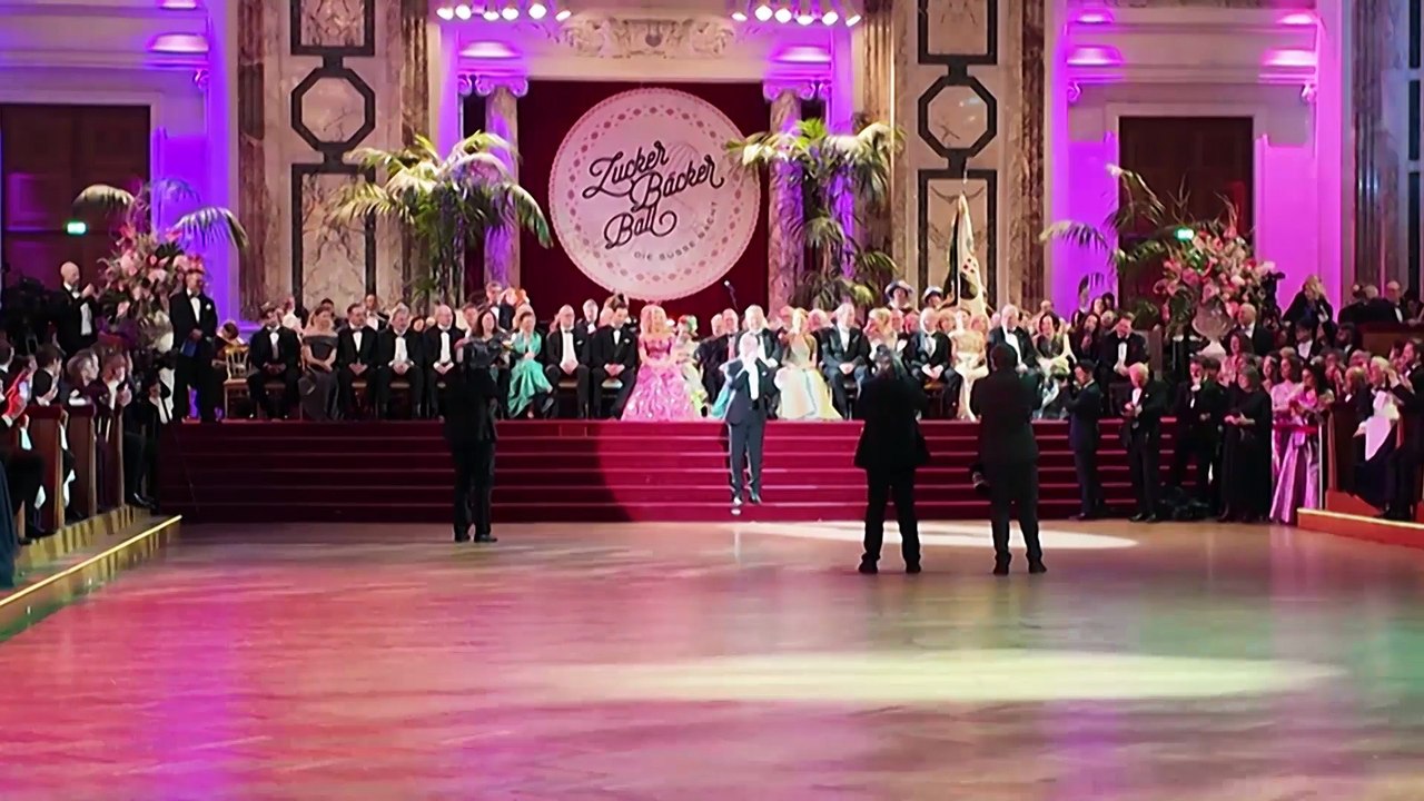 Falco‑Feuerwerk beim süßesten Ball der Welt