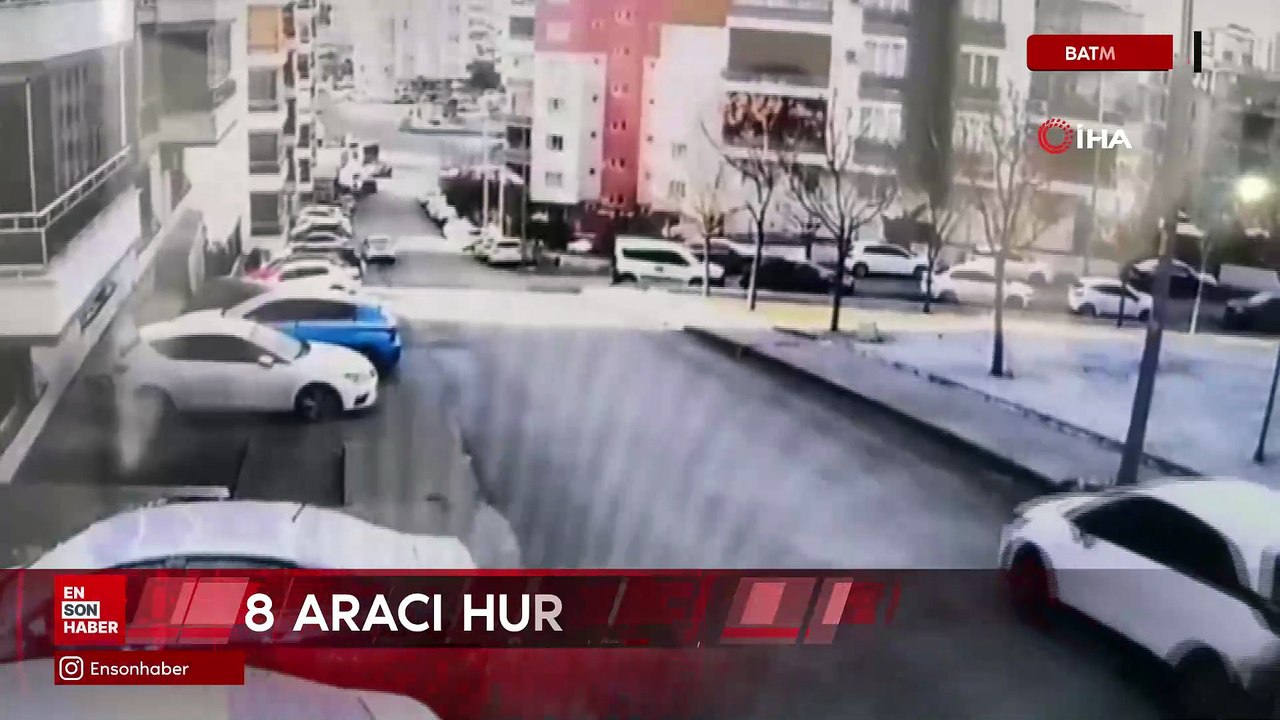 Batman'da freni boşalan akaryakıt tankerinin 8 aracı hurdaya çevirdi