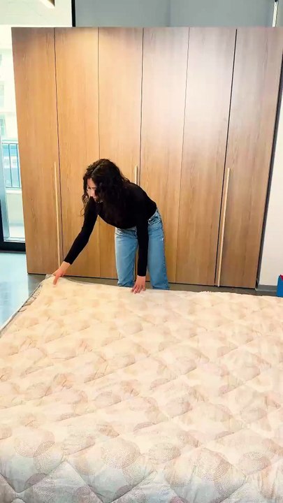 Changing sheets by yourself has never been easier!