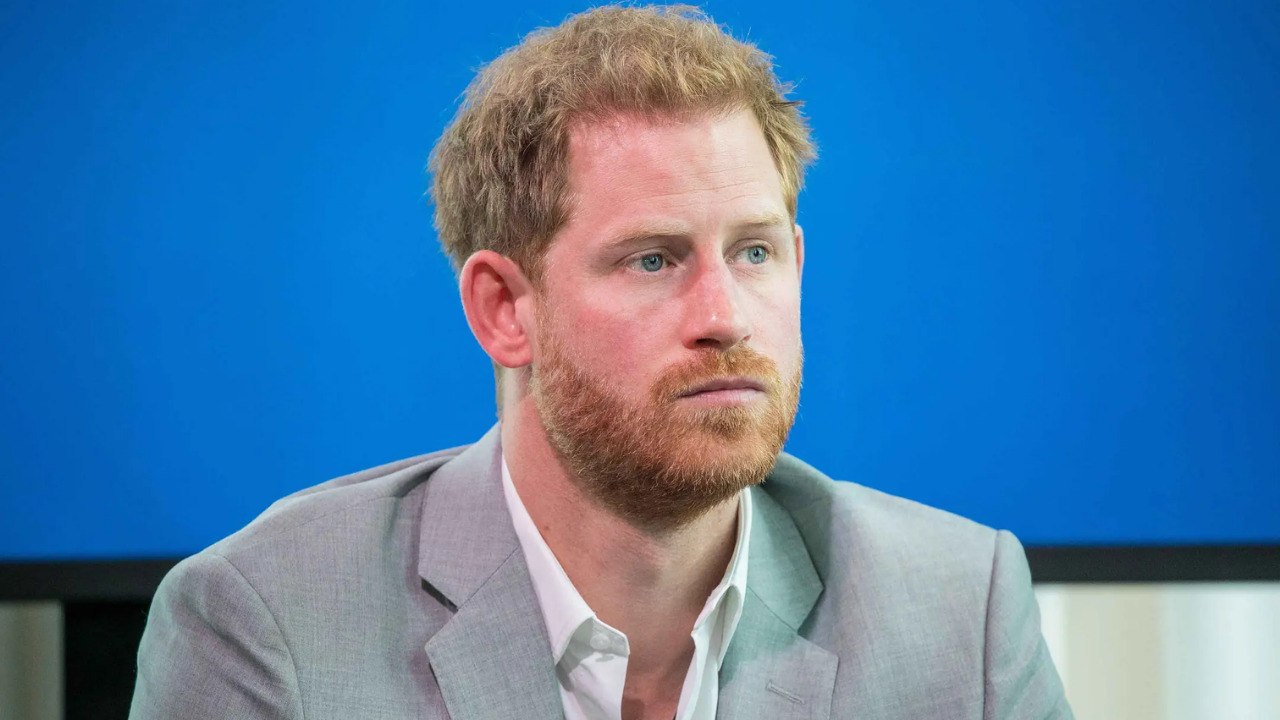 Harry’s 12 Words Seal 8-Year Royal Rift as Father Pleads From Hospital Bed