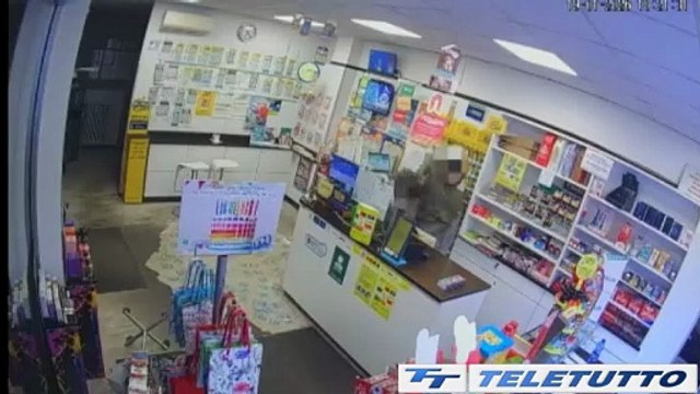Video News - Tabaccaio rapinato: Ho rischiato tanto
