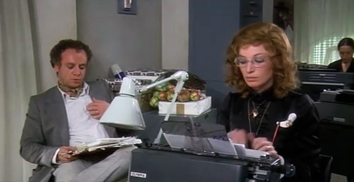 Basta che non si sappia in giro (Nino Manfredi, Lino Banfi, Monica Vitti, Johnny Dorelli - Nanni Loy, Luigi Magni, Luigi Comencini,1976)