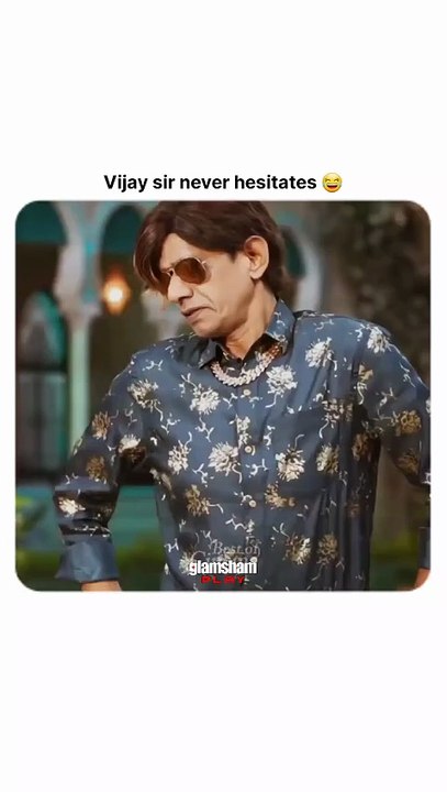Vijay Raaz walks in, hesitation walks out. 😭   #glamsham #vijayraaz #deadpanhumour #bollywoodcomedy #iconiclines  {glamsham, vijay raaz, deadpan humour, bollywood comedy, iconic lines}