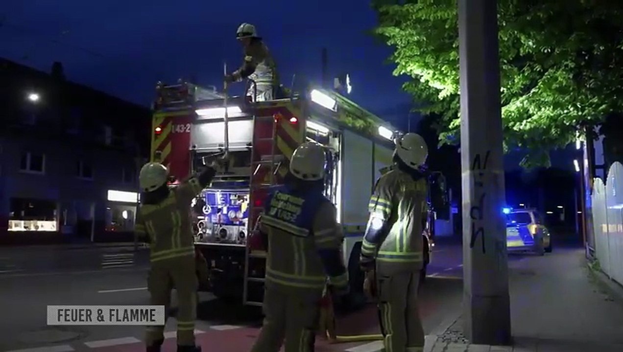 Mülltonne in Flammen - Brand weitet sich aus  S10E06  Feuer Flamme