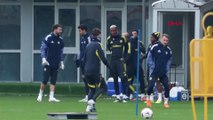 Fenerbahçe, Aston Villa maçının hazırlıklarını tamamladı