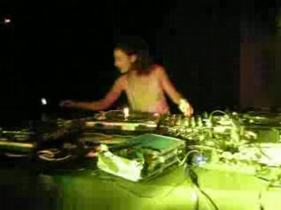 02 ELISA DO BRASIL & MC YOUTHSTAR