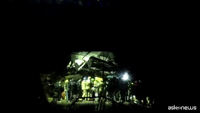 Spagna, nuovo incidente ferroviario: morto il macchinista, 37 feriti