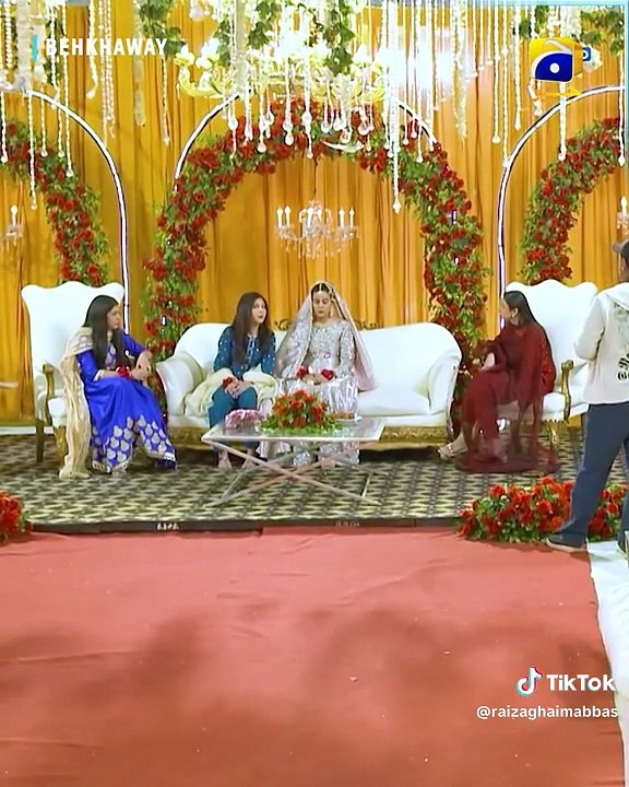 Bahut interested scene