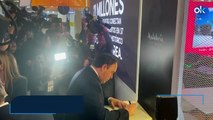 Llorca firma el libro de condolencias por los 42 muertos de Adamuz y expresa el “apoyo” de los valencianos