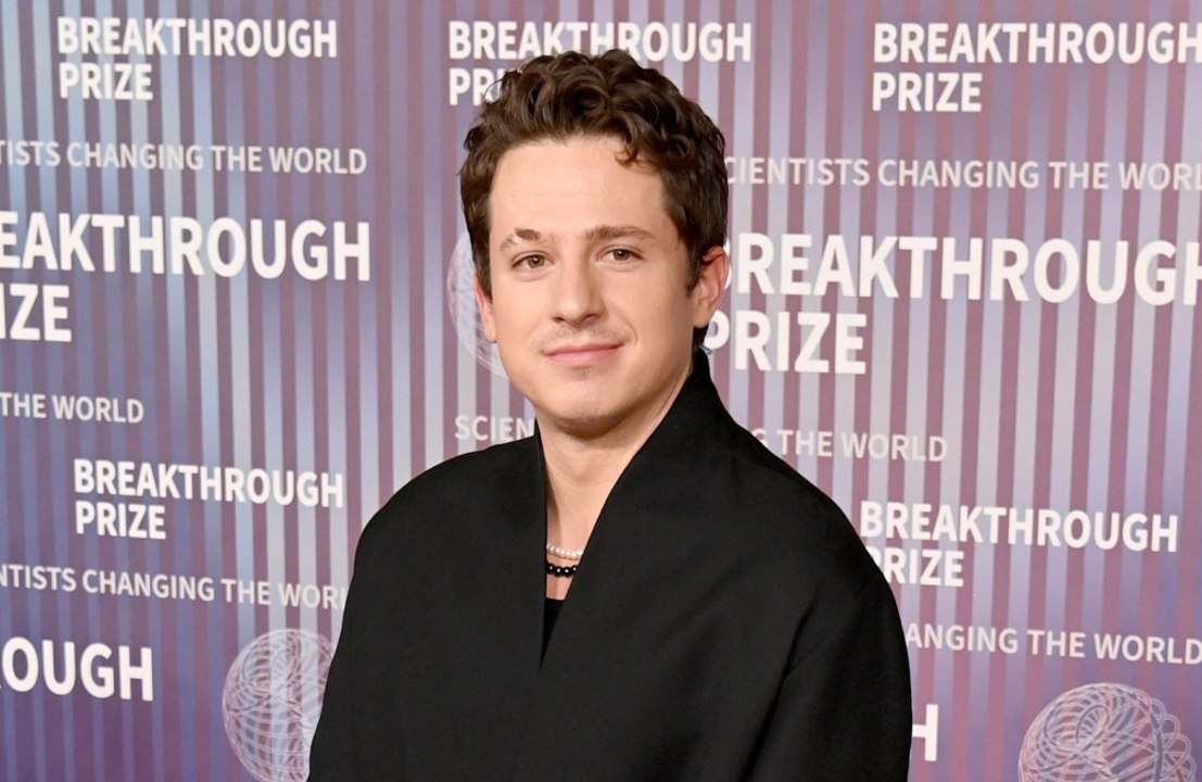 Charlie Puth: Nach 'schlimmstem Kater' seines Lebens war Schluss mit dem Alkohol
