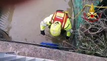 Maltempo a Catanzaro, vigili del fuoco in azione per liberare il Fosso Barbaruzza dall'acqua