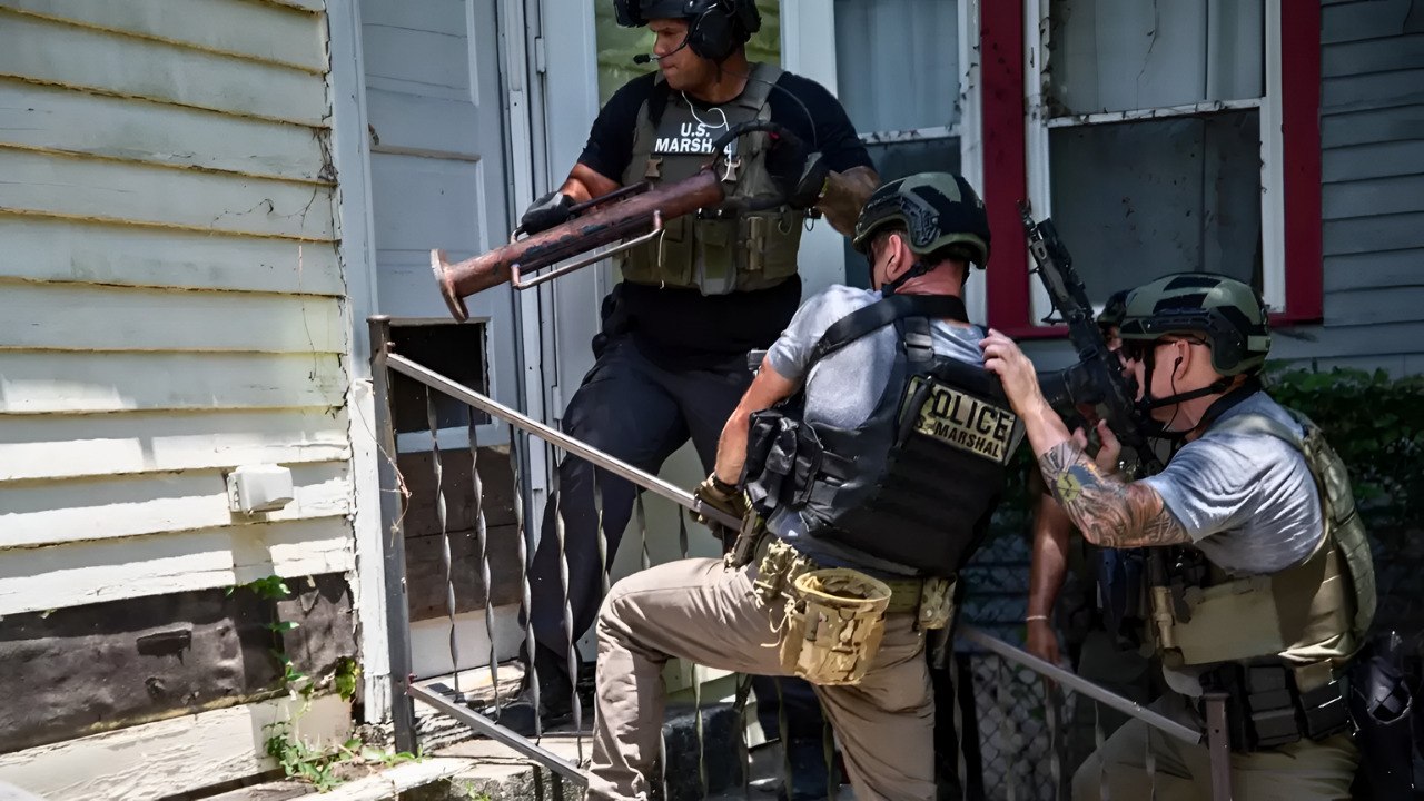 2,000 Arrested in Minneapolis Gang Sweep—13 ‘Worst Of The Worst’ Criminals Seized