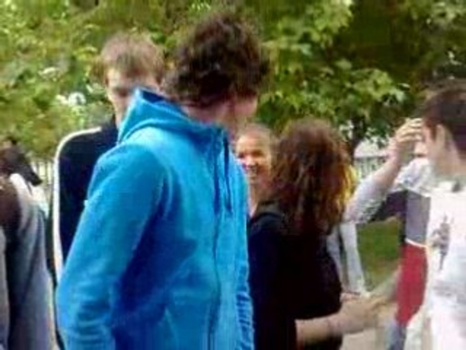 Yacir tarik- Serre moi(concert Lycée Gustave Jaume)