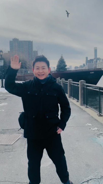 Does Nelson Wang, a resident of Roosevelt Island in Manhattan, feel lonely in winter? The video was shot on January 21, 2026.