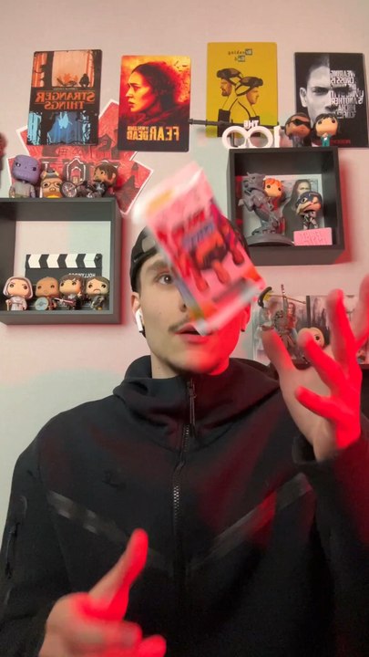 Ouverture de 2 boosters Topps match attax !