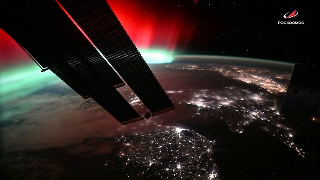 Watch spectacular Northern Lights from space as they glimmer above Earth