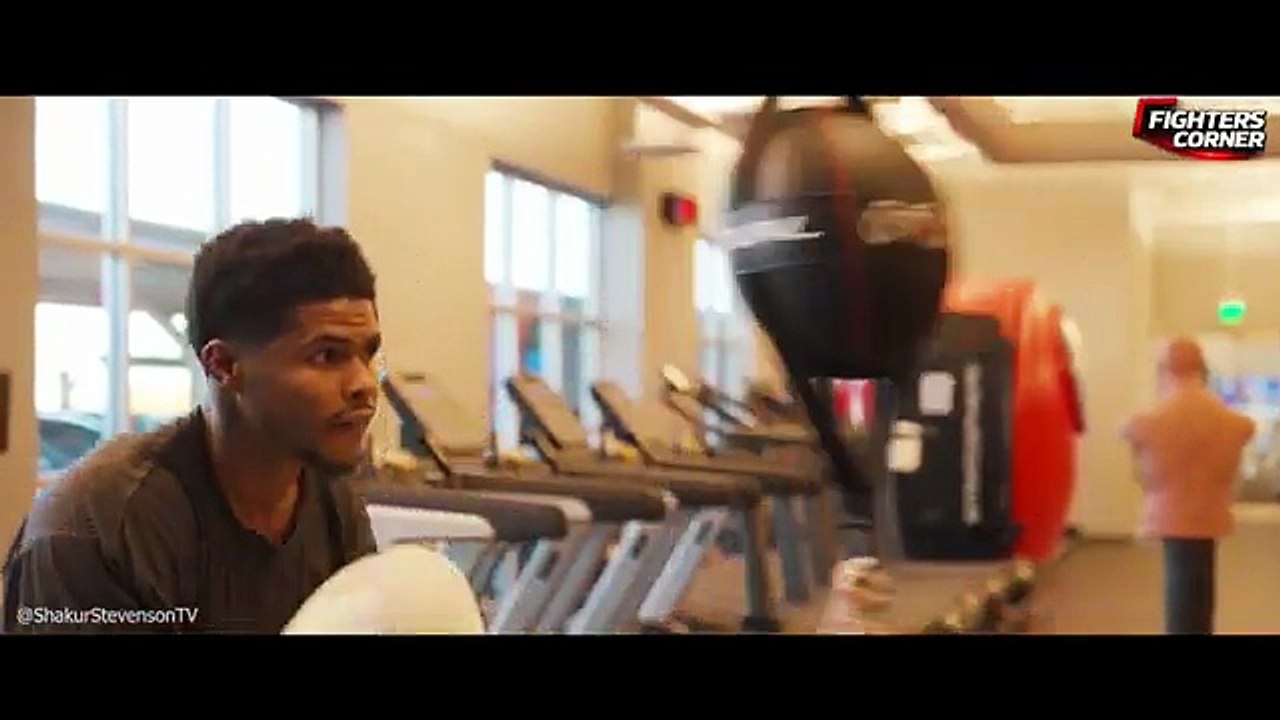 INSIDE CAMP: Floyd Mayweather TEACHES Shakur Stevenson UNTOUCHABLE Defense For Teofimo Lopez FIGHT