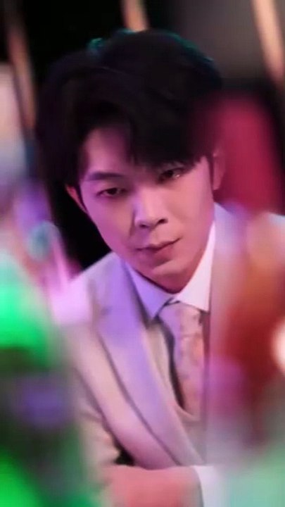 Dumped at the altar, I married my obsessed Childhood Friend that night—and He claimed me Forever