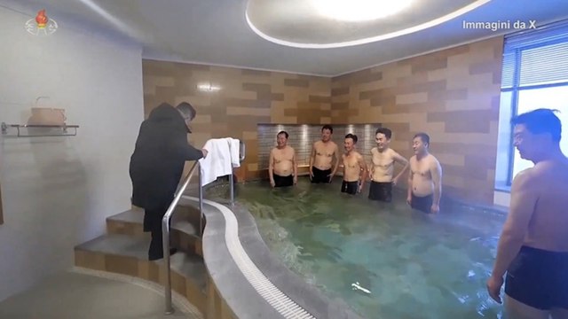Corea del Nord, Kim Jong-un inaugura il più grande resort termale del Paese