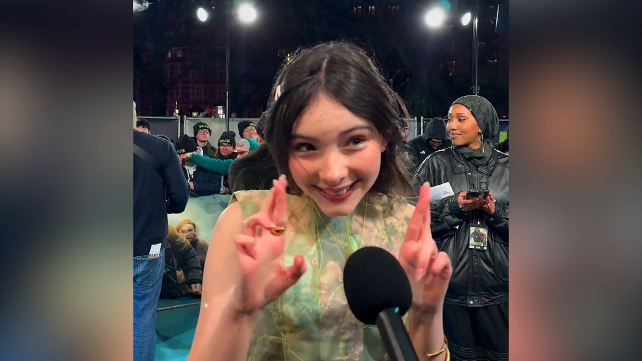 Hamnet star Bodhi Rae Breathnach keeping 'fingers crossed' for Oscars nominations as she praises Jessie Buckley and Paul Mescal's performance