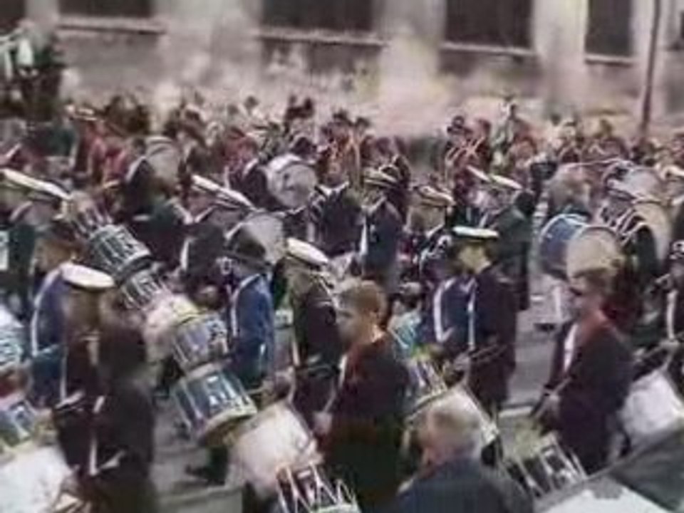 Defile de masse-Concours national CFBF-Bourges 24/25 mai 08