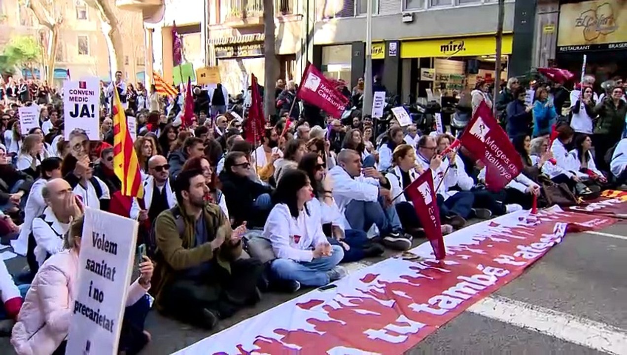 Sindicatos médicos convocan una semana de huelga al mes para reclamar un Estatuto propio