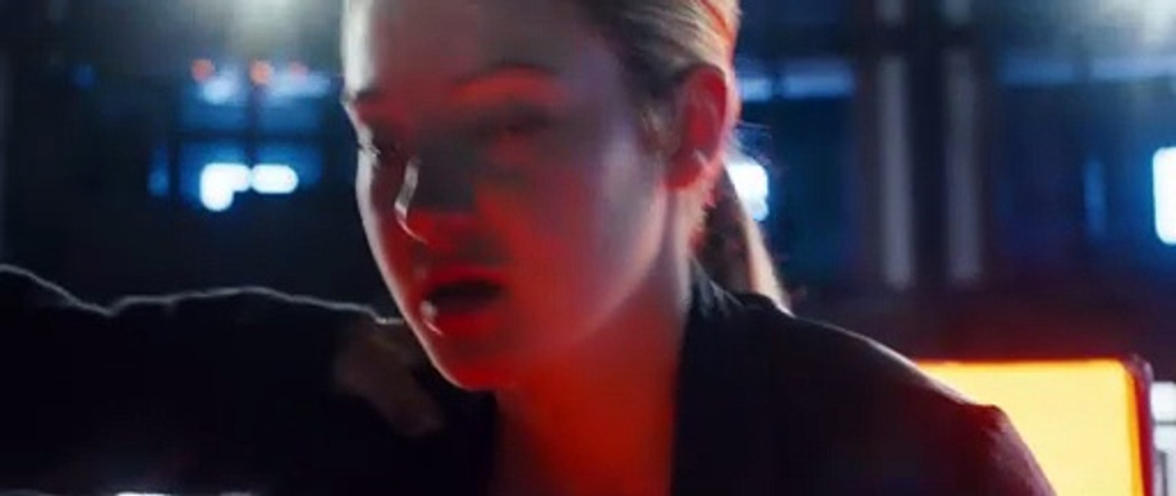 Divergent: Trailer 3 HD