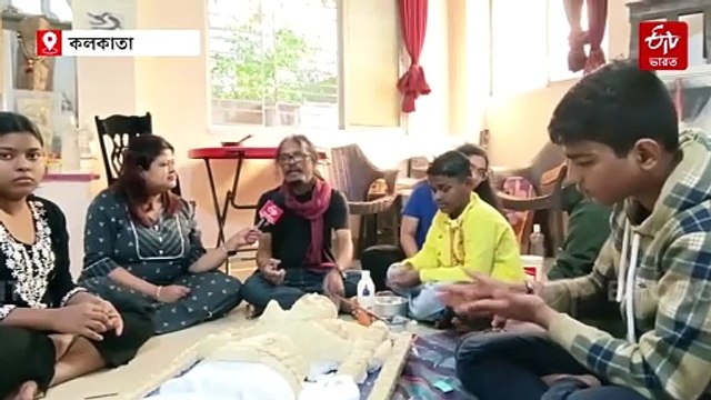 ময়দা দিয়ে 'ক্ষীরের পুতুল' ! সরস্বতী পুজোর প্রতিমা দেখলে চমকে উঠবেন