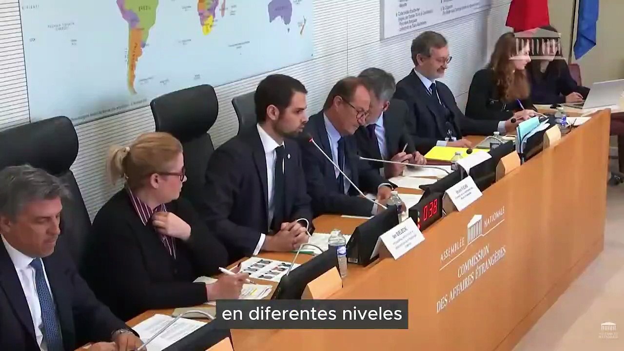Incident à l’Assemblée nationale quand l’ambassadeur d’Argentine refuse de parler devant une carte qui présente les îles Malouines comme étant un territoire britannique : "C’est impossible de prendre la parole dans ces conditions !"