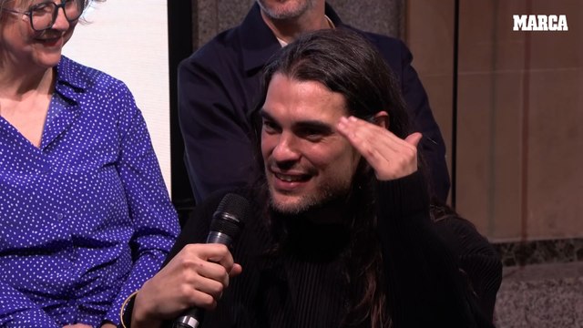 El español Óliver Laxe celebró este jueves las dos nominaciones al Óscar para la película 'Sirat'