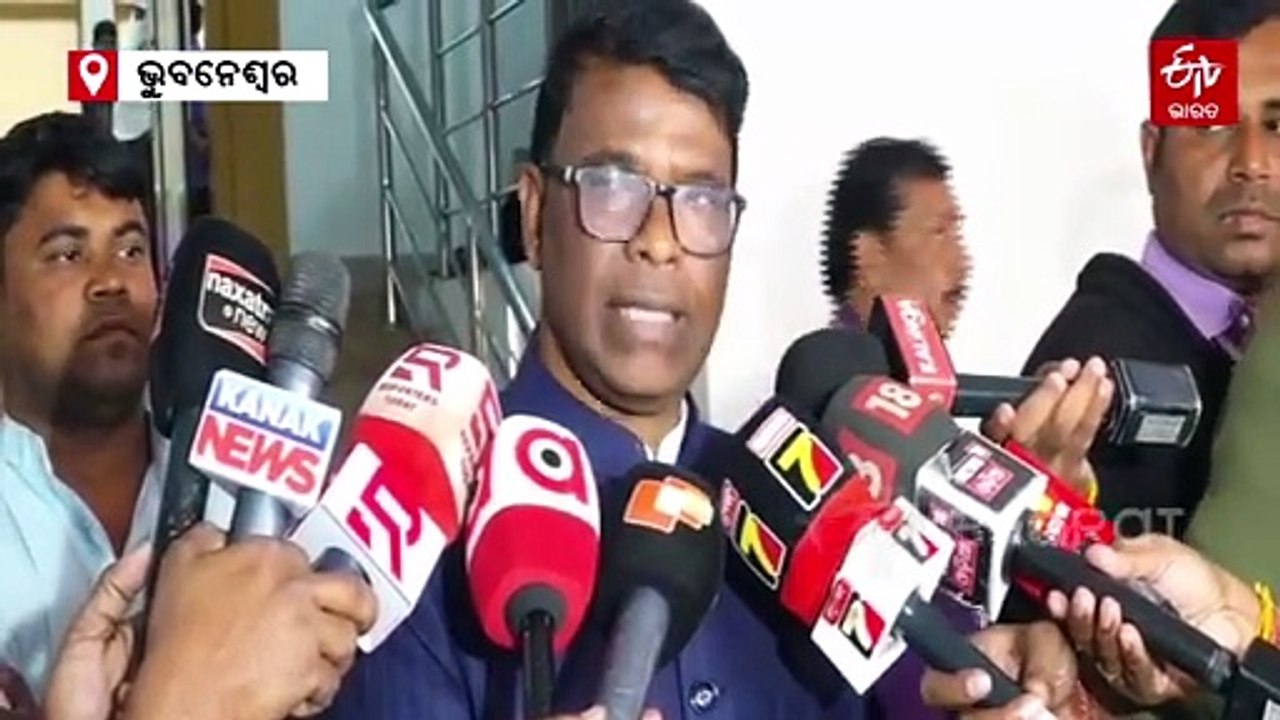 ହାତୀ ମୃତଦେହ ଅନ୍ୟତ୍ର ପୋତିବା ଘଟଣା; ଏଭଳି ଲୋକ ସରକାରୀ ଚାକିରୀରେ ରହିବା ଯୋଗ୍ୟ ନୁହେଁ କହିଲେ ମନ୍ତ୍ରୀ