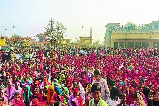 अयोध्या में श्रीरामलला की प्राण-प्रतिष्ठा महोत्सव : 1100 कलशों के साथ निकली शोभायात्रा, गंूजे जयकारे.... देखें विहंगम वीडियो .....