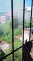Incêndio próximo a igreja assusta moradores de bairro em Salvador; assista