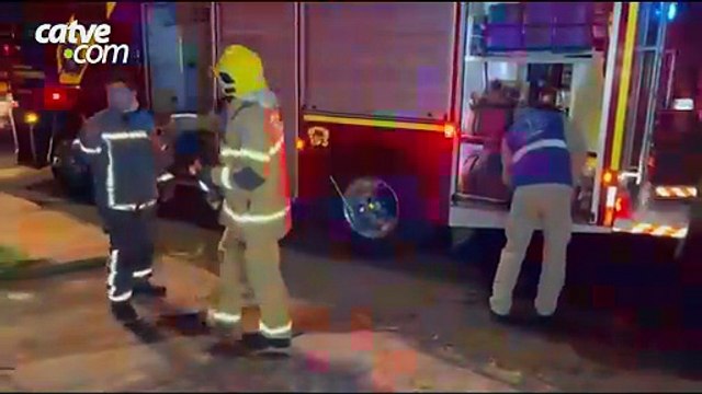 Fumaça em residência mobiliza Corpo de Bombeiros no bairro Cascavel Velho