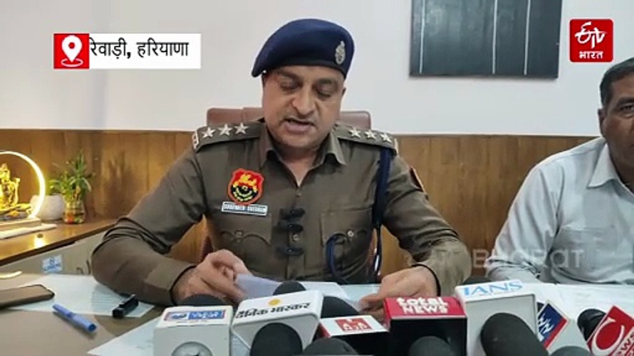 रेवाड़ी में गुलेल चोर गैंग के 4 सदस्य गिरफ्तार, सरगना मां समेत बेटा-बेटी गिरफ्तार, 10-10 हजार के इनामी थे मां-बेटा