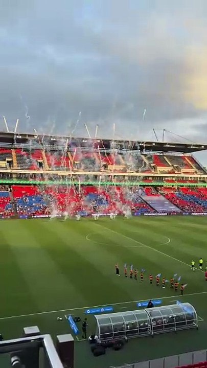 jetswalkout (2)