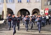 Polizia locale in festa: la sfilata per le vie di Trento