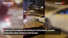 Esenyurt’ta kaldırımda ilerleyen sürücülerle yayalar arasında çıkan tartışma kamerada