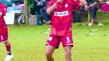 Goal INdah Saka Dan Selebrasi Menutup Telinga