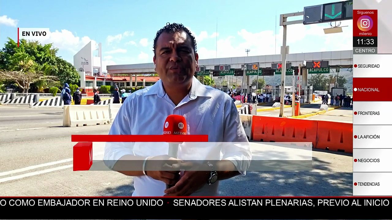 Normalistas toman caseta en Guerrero por plazas docentes