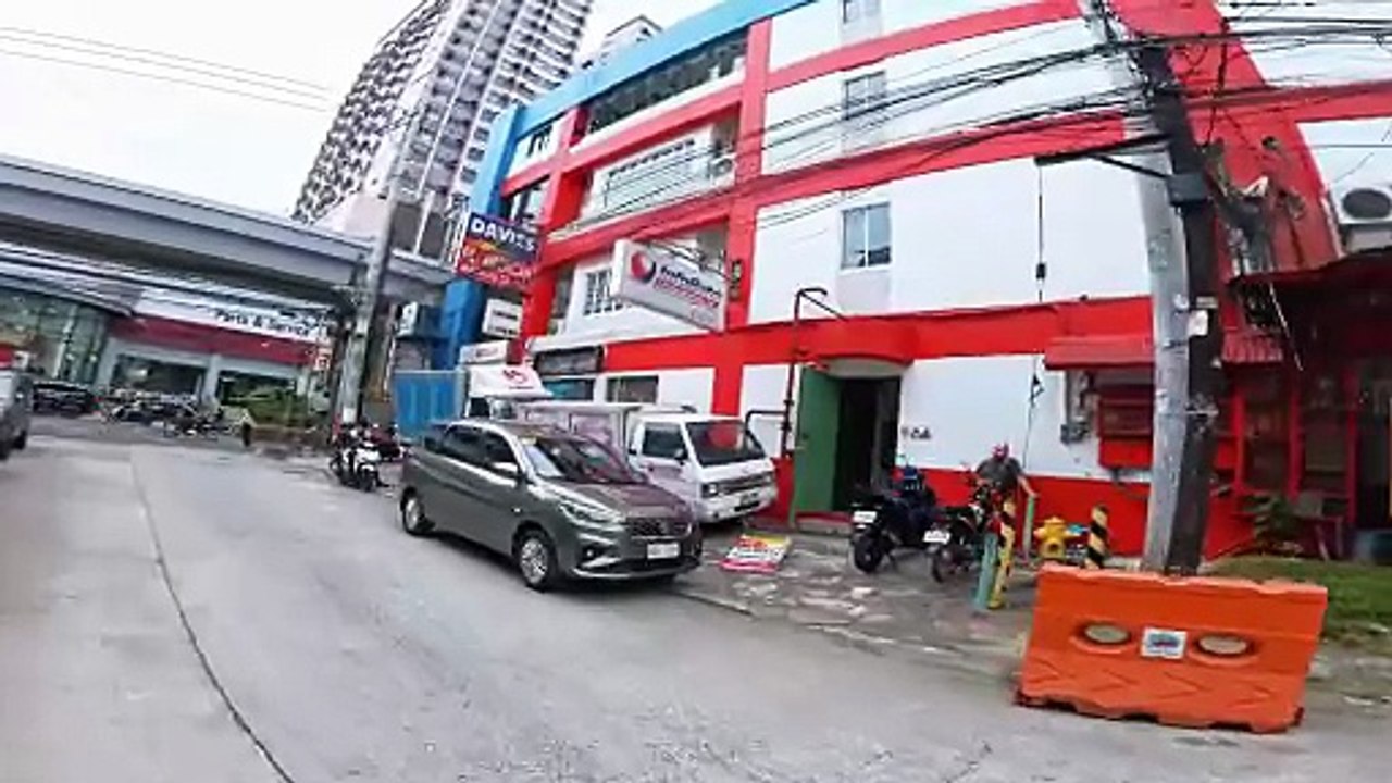 La Salle Street in Silangan in Quezon City in the Philippines
