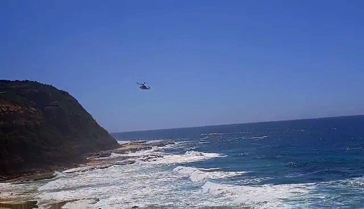 'Significant amount of blood' found near Bar Beach cliffs sparks emergency response | Newcastle Herald | Saturday, January 24, 2026